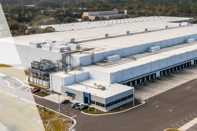 Aerial view of Arcadia Cold's Jacksonville cold storage facility, strategically located near the Port of Jacksonville for efficient import/export logistics.